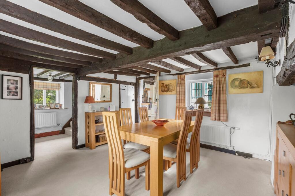 House in Hemel Hempstead, Stone with Bishopstone and Hartwell - More