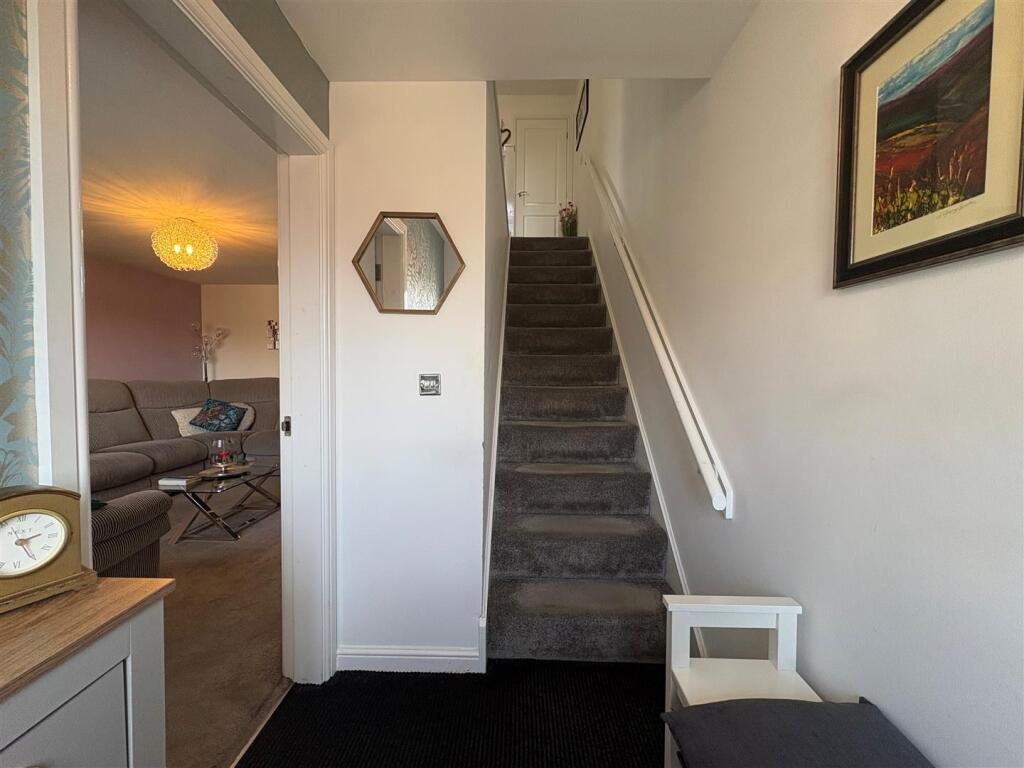 Additional image 4 of Cross Lane, Queensbury, Bradford