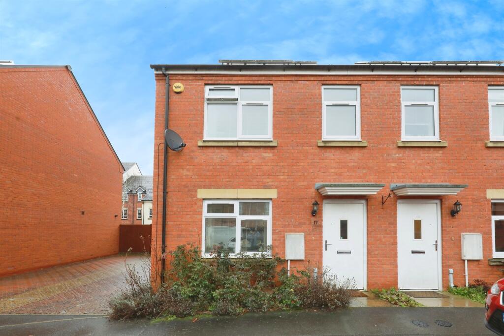 Main image of property: Albert Court, Warwick