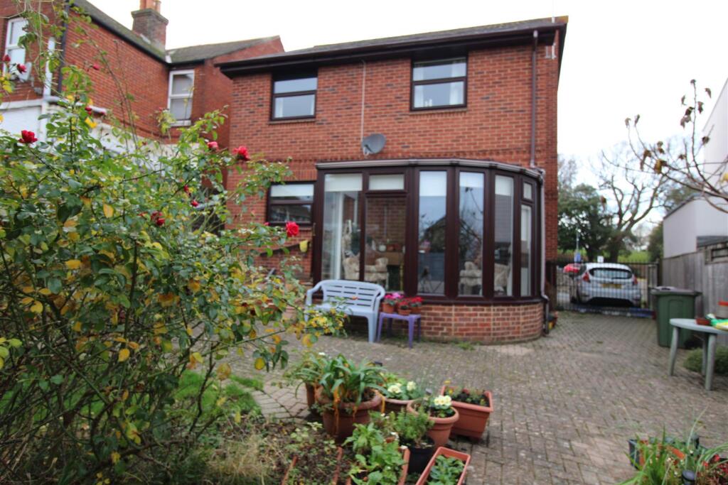 Park Road, Cowes photo 2