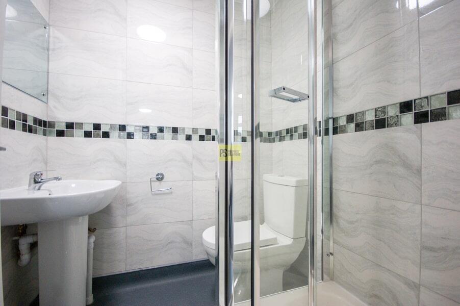 6 bedroom terraced house for rent