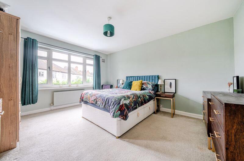 Apartment in Dartford - View 5