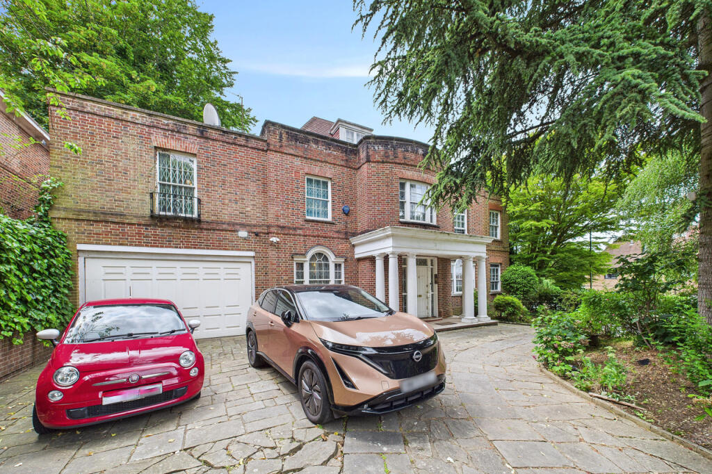 Main image of property: Winnington Road, Hampstead Garden Suburb