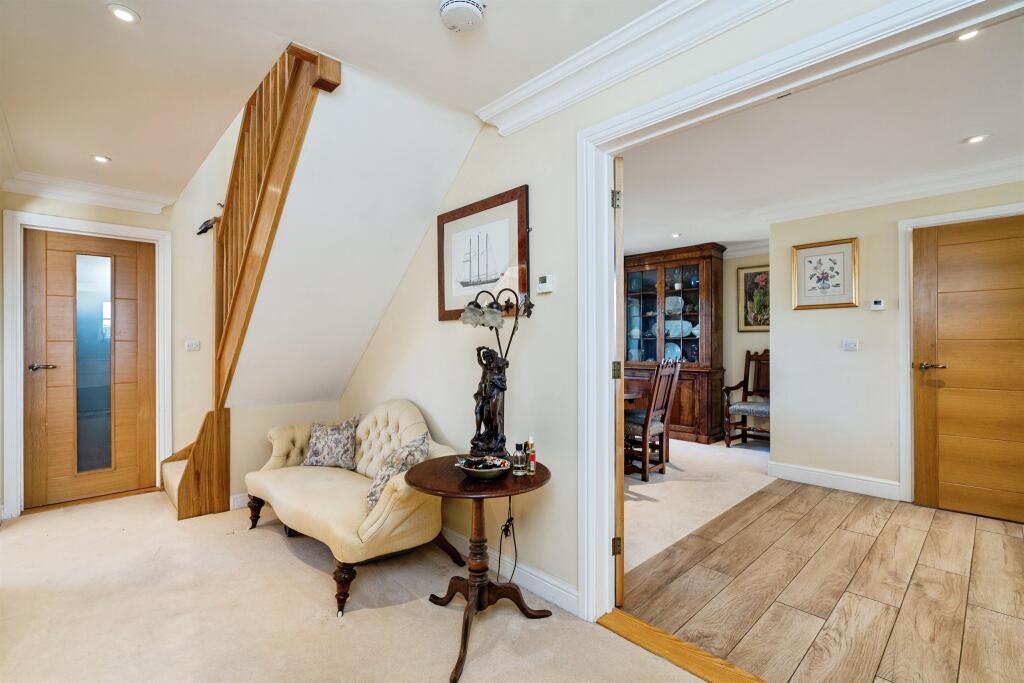 House in Ipswich - View 4