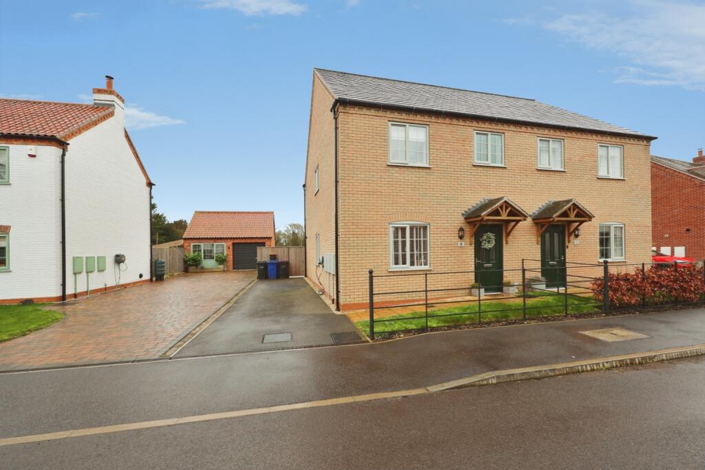 Main image of property: Main Drive, Sudbrooke, Lincoln, Lincolnshire, LN2 2QY