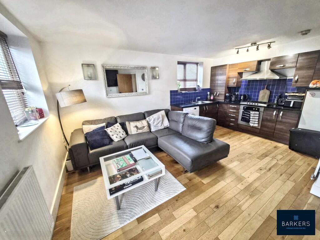 Additional image 2 of Whitehall Road East, Birkenshaw