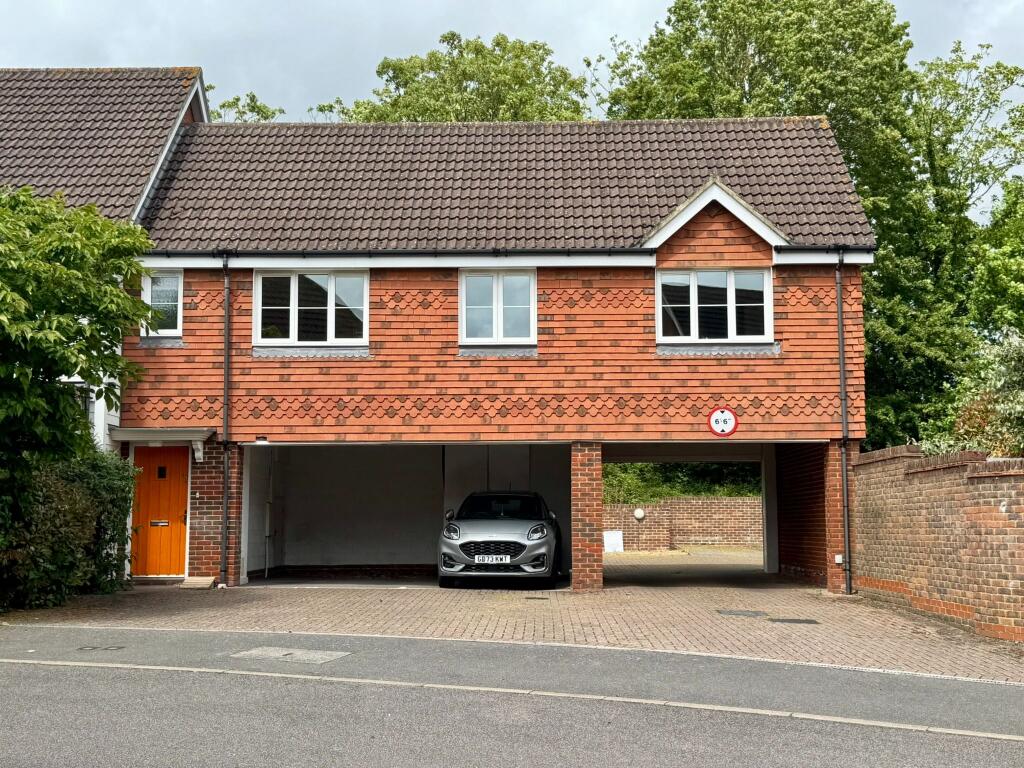 Main image of property: Albion Way, Edenbridge