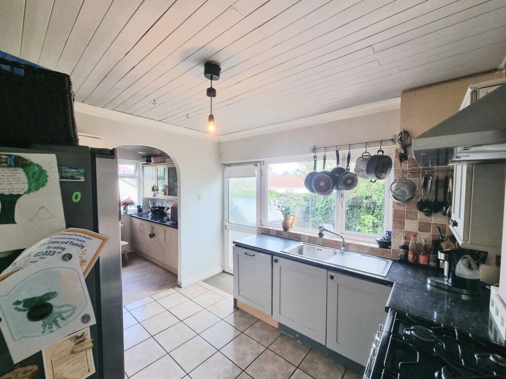 House in Cardiff, Newcastle Higher - View 5
