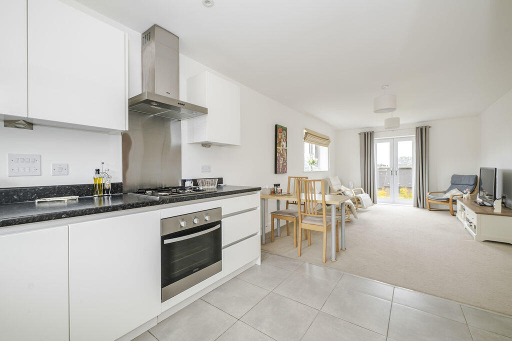 Merrydown Way, Heathfield photo 4