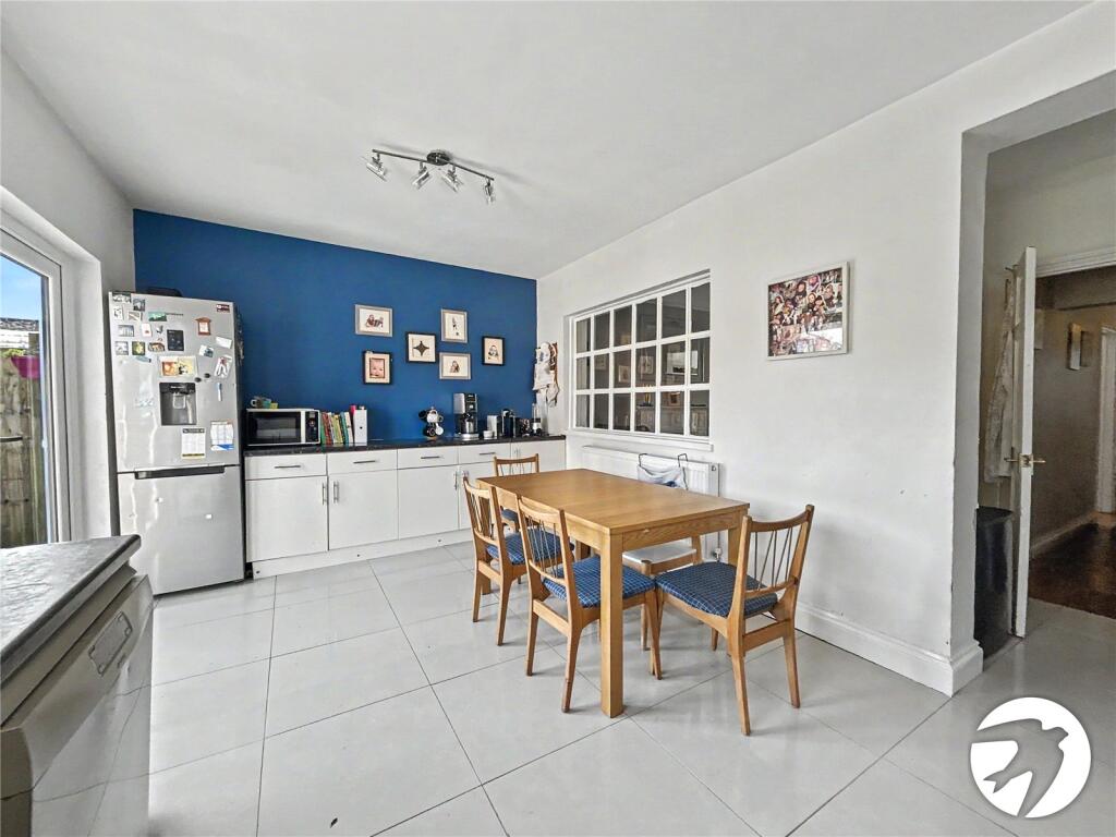 House in London - View 3