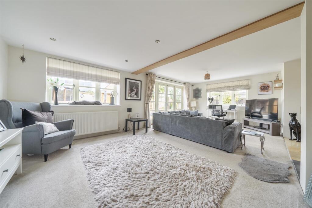 House in Swindon - View 3
