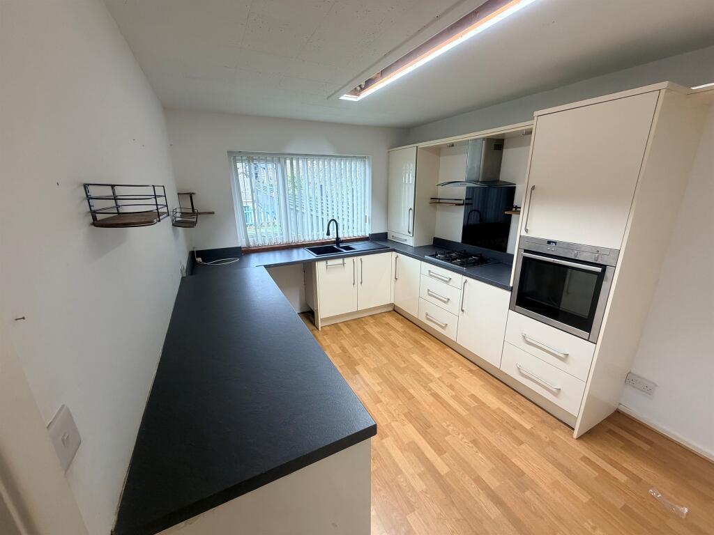 Additional image 4 of Albert Street, Wyke, Bradford