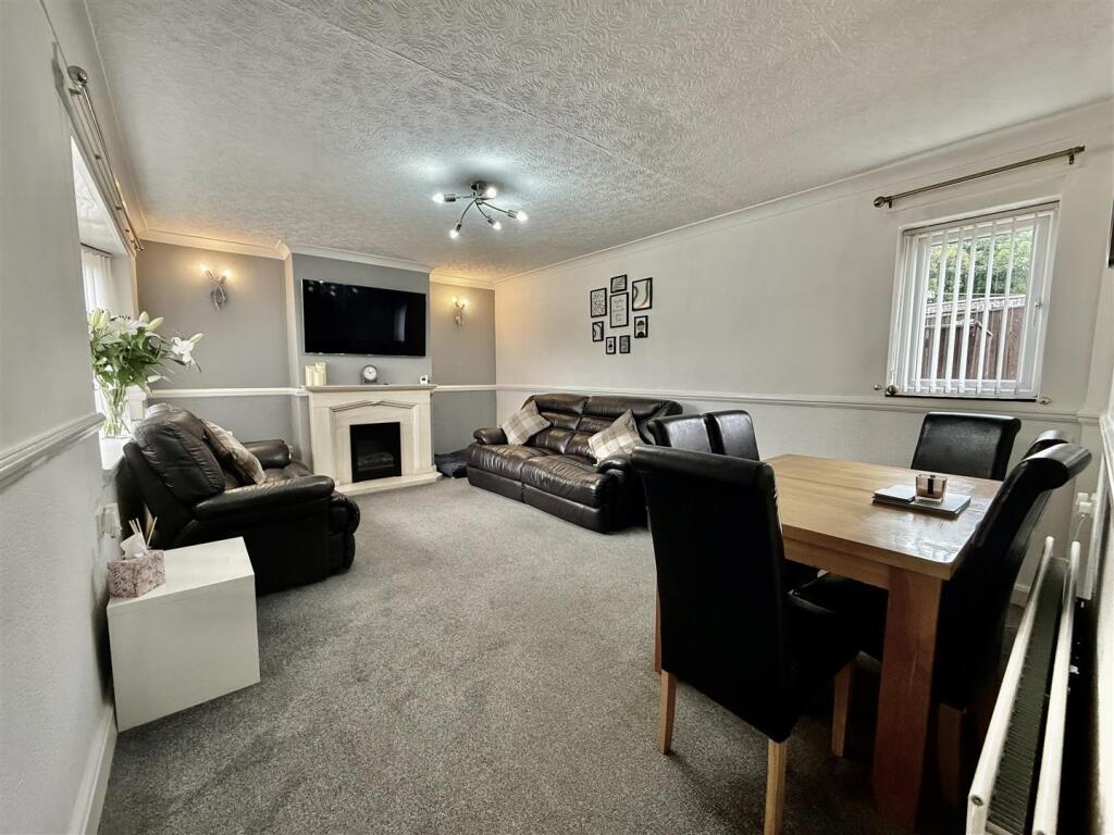 House in Gateshead, Deckham - View 3