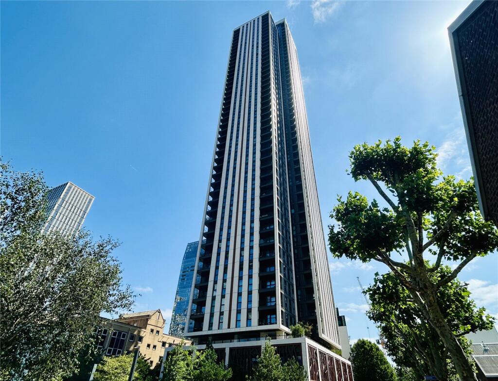 Main image of property: One Thames Quay 222 Marsh Wall, London, E14