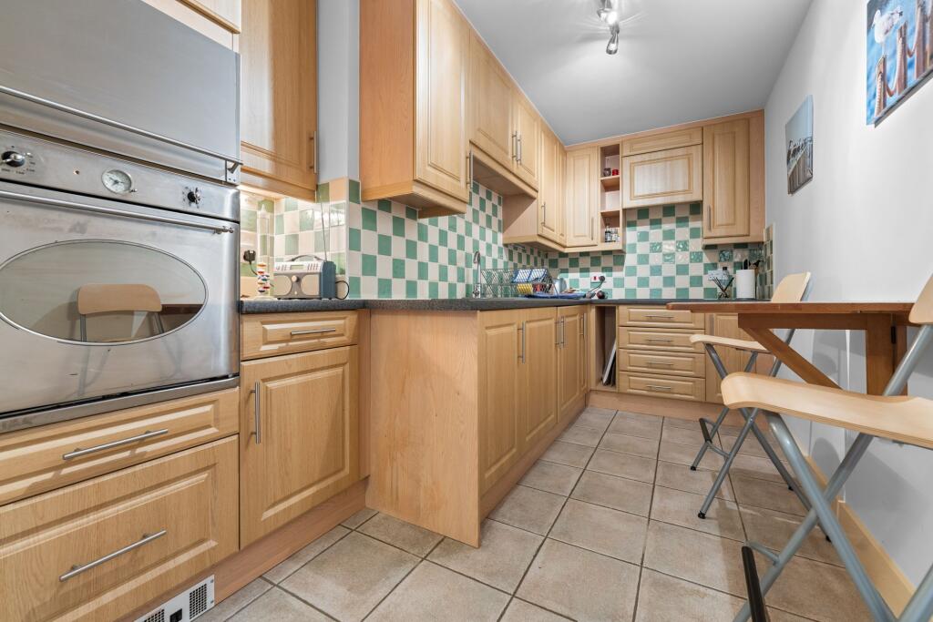 Mount Stuart Square, Cardiff, CF10 photo 3