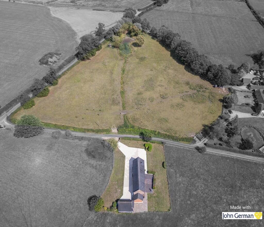 Monument House, Wychnor photo 2