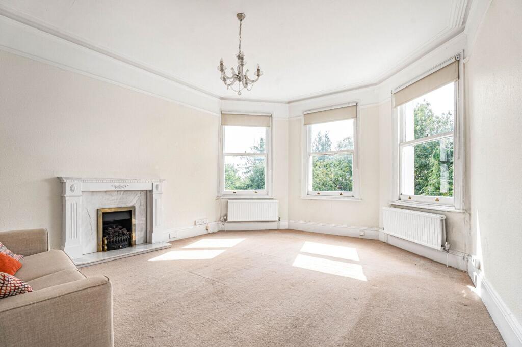 Apartment in Torquay - View 3