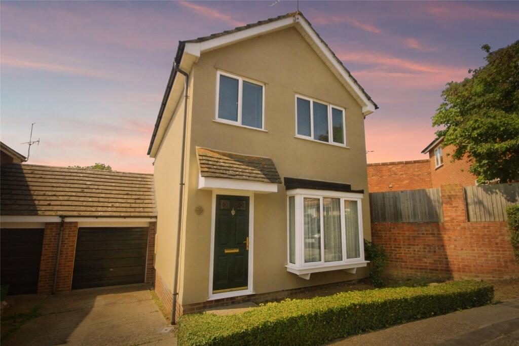 Main image of property: Bankside Close, South Woodham Ferrers, Chelmsford, Essex, CM3