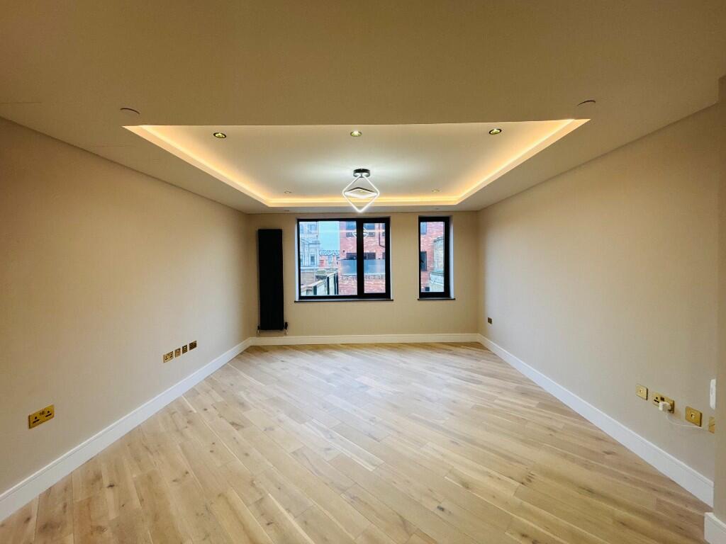 Main image of property: 186 Rye Lane, Peckham,  London, SE15