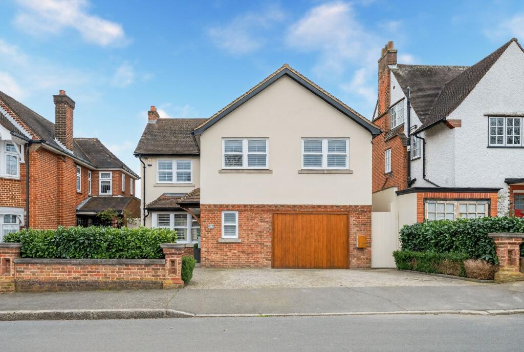 Main image of property: Parkway, Gidea Park