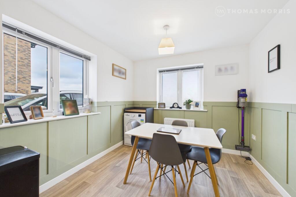 Heathcote Crescent, Alconbury Weald, Huntingdon, PE28 photo 4