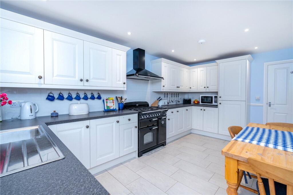 House in Nottingham - View 5