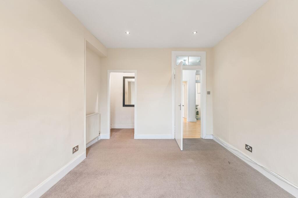 Apartment in Glasgow - More