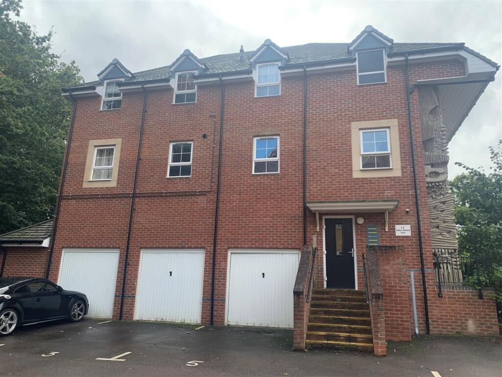Apartment in Welwyn Hatfield, South Hatfield, Hatfield - View 3