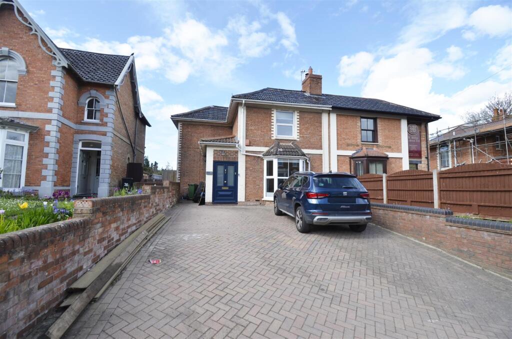 Main image of property: Wembdon Road, Bridgwater