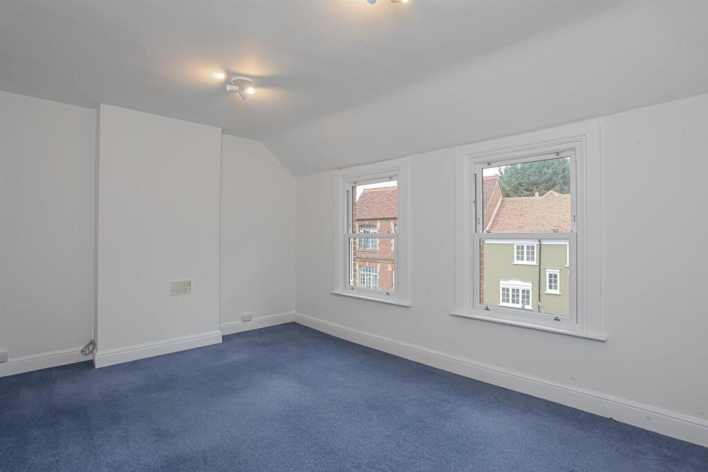 Apartment in Oxford - View 3