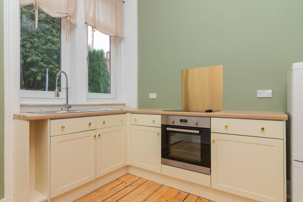 Apartment in Glasgow - More