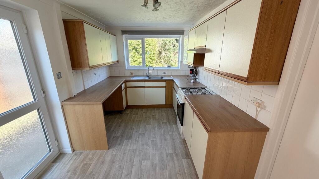 House in Grimsby, Wybers Wood - View 4