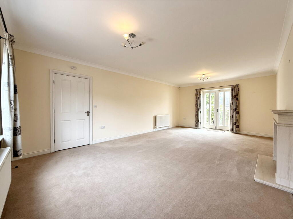 House in Wetherby, Bramham - More