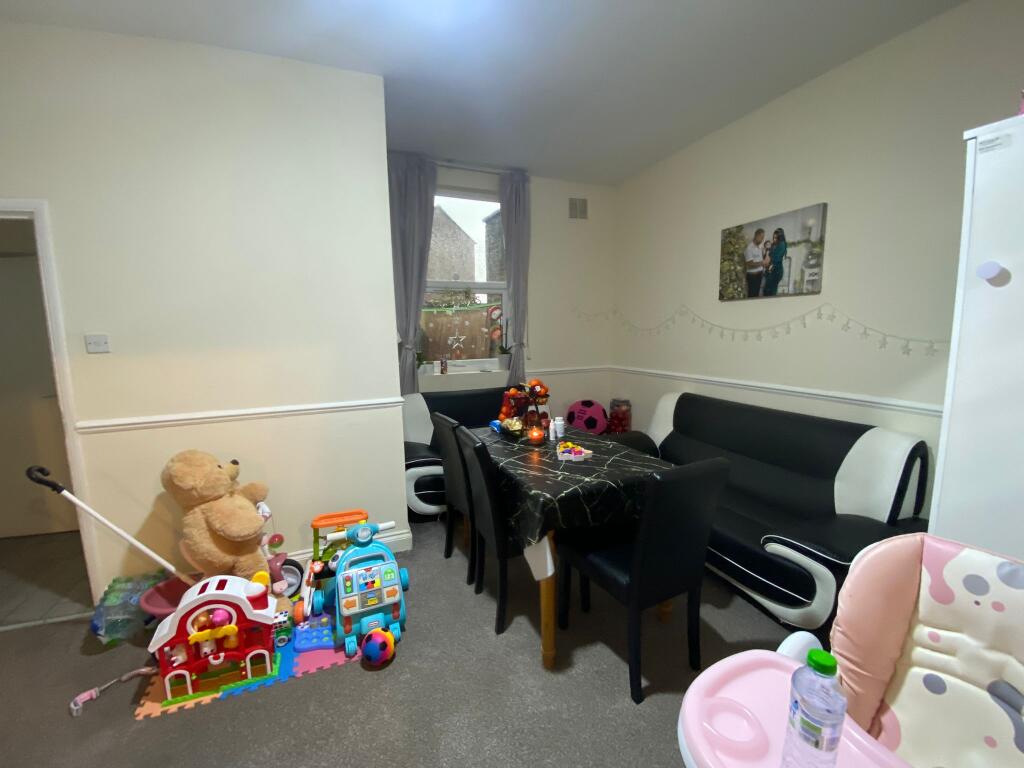 98, Ripple Road, Barking IG11 7RW photo 5