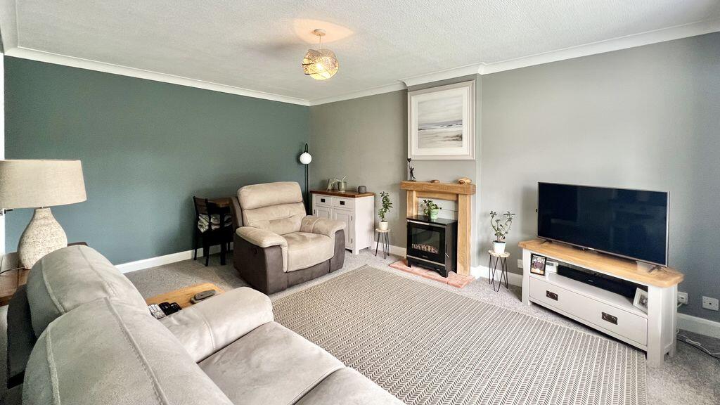 House in Gunness, North Lincolnshire - View 4