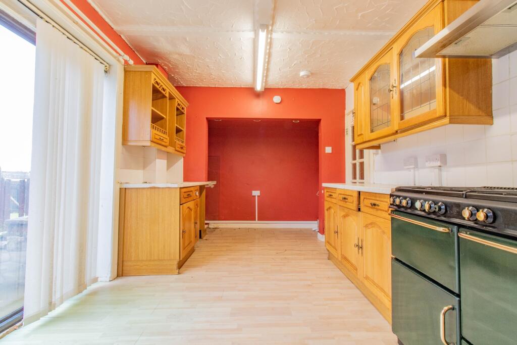 House in Edinburgh, West Lothian - More