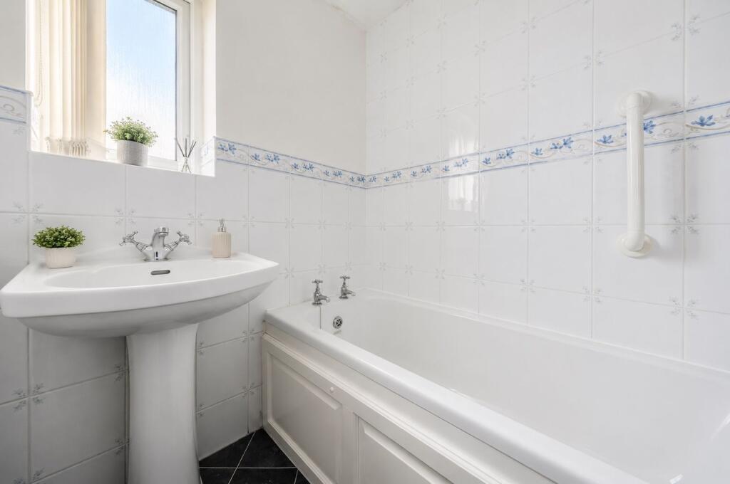 Canberra Way, Warton, Preston, PR4 1XY - More