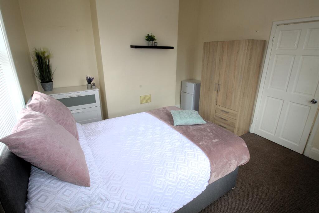 House in Lincoln, New Boultham - View 2