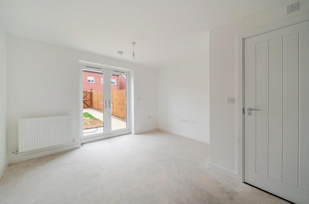 House in Rushcliffe, Radcliffe-on-Trent - More