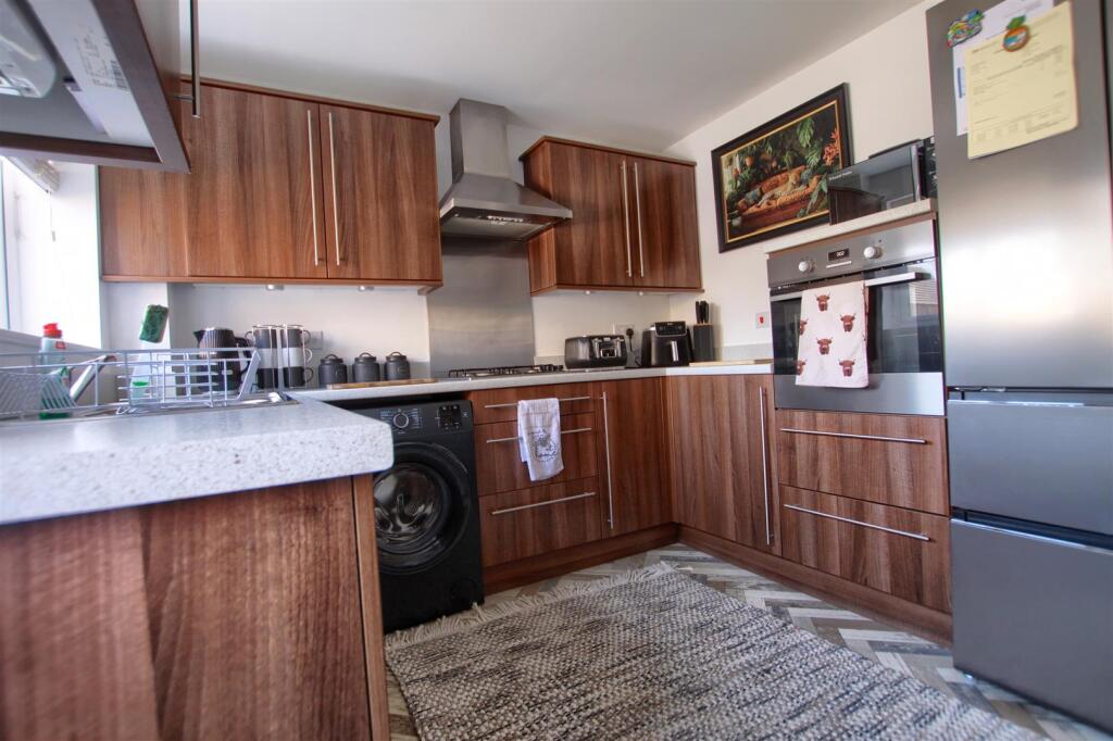House in Thornaby, Mandale Park - View 5