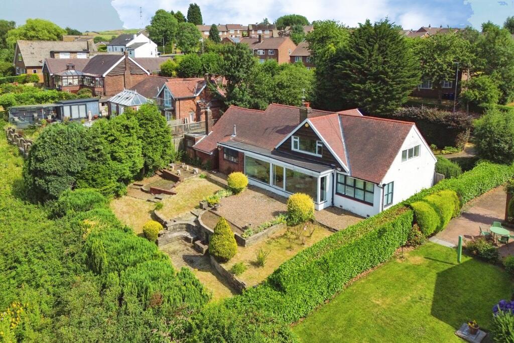 Main image of property: Gorsey Lane, ASHTON-UNDER-LYNE, Lancashire, OL6