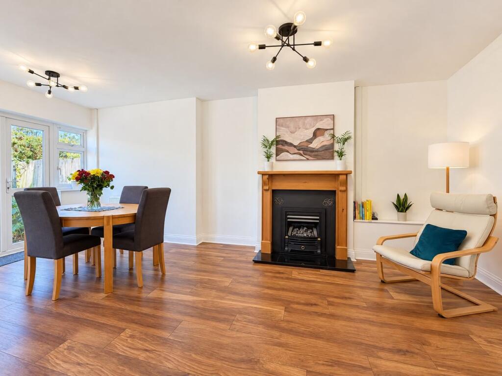 House in Colchester, Myland, Mile End - More