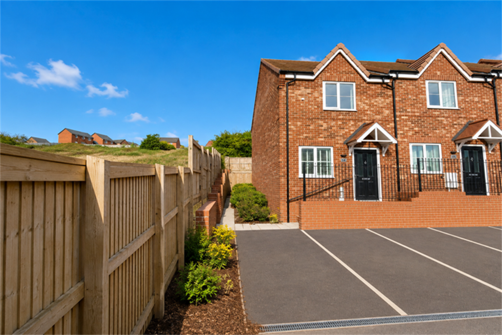 Main image of property: 2 bedroom End of Terrace House in Sandy Grove, Mansfield
