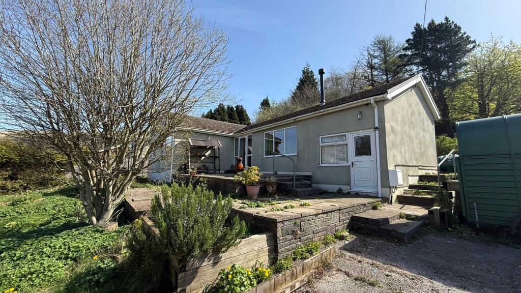 Main image of property: Glamorgan Terrace, Gilfach Goch, PORTH