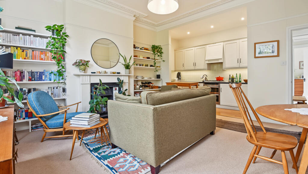 Dalmeny Road, Islington, London photo 4