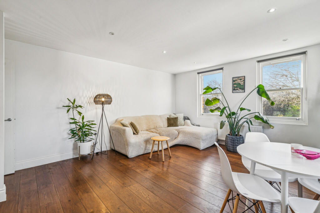 Apartment in London, Falcon Estate, Clapham Junction - View 4