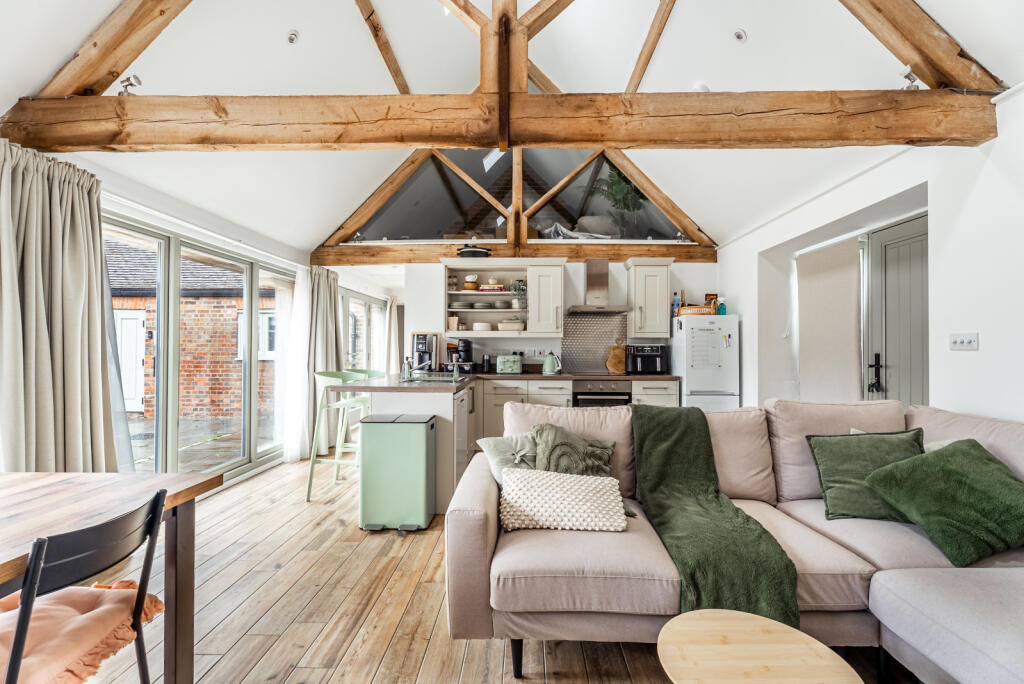 Main image of property: Whipsnade, Dunstable, Bedfordshire, LU6