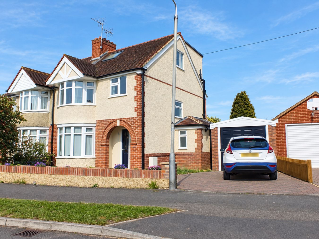 Main image of property: Milton Road, Earley, Reading, RG6