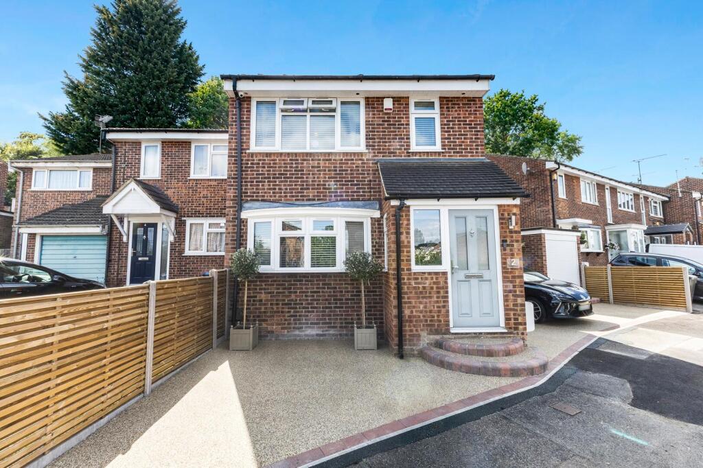 Main image of property: Tovey Close, Nazeing, Waltham Abbey