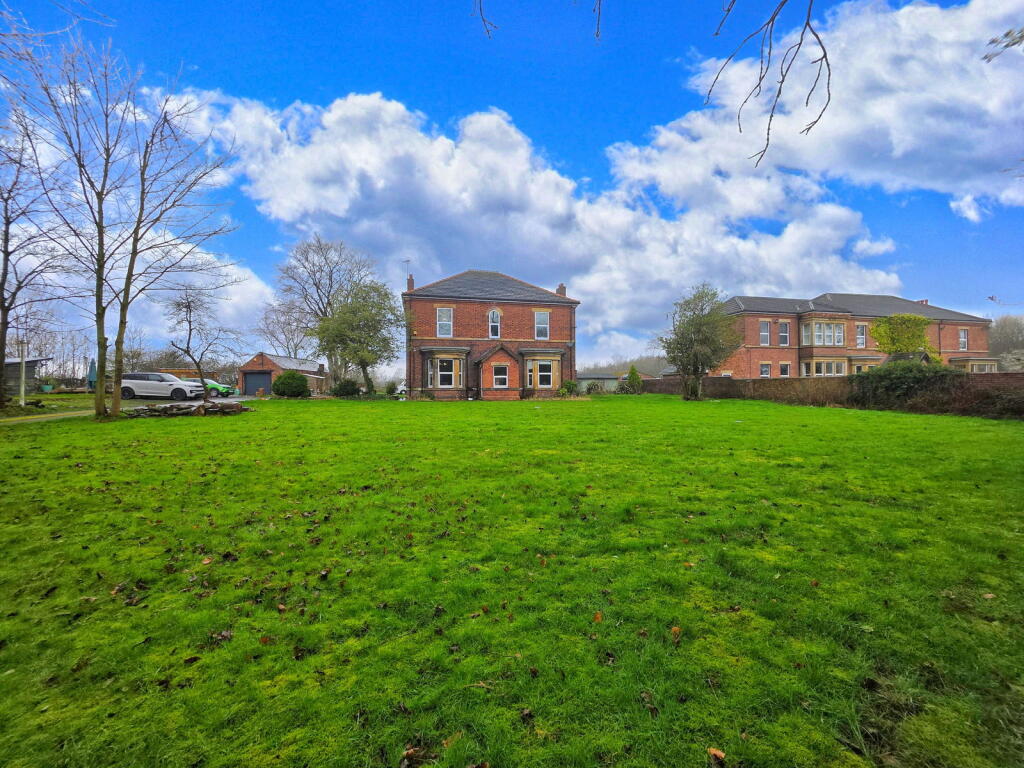 Main image of property: Lund Hill Lane, Royston, Barnsley, S71 4BD